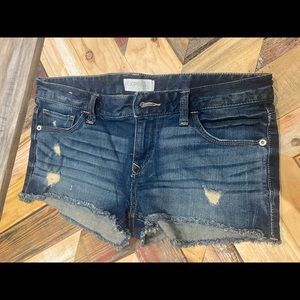 Express Size 6 Daisy Dukes